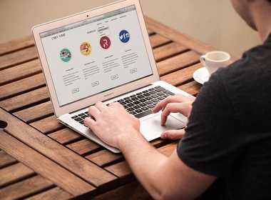 AI website templates for small businesses: Gallery & inspiration